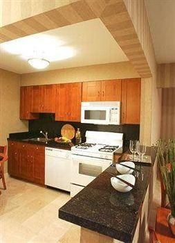 7 Springs Inn & Suites3
