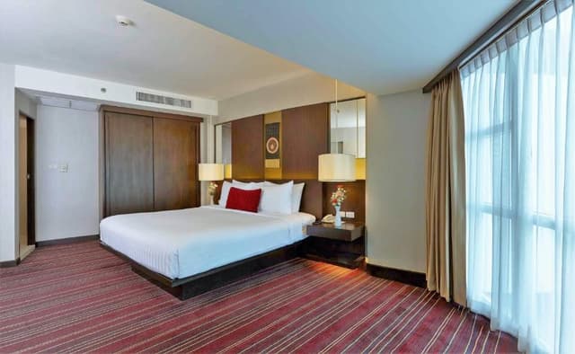 Superior Suite Sky Wing