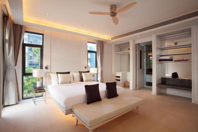 FIVE BEDROOM LUXURY POOL VILLA