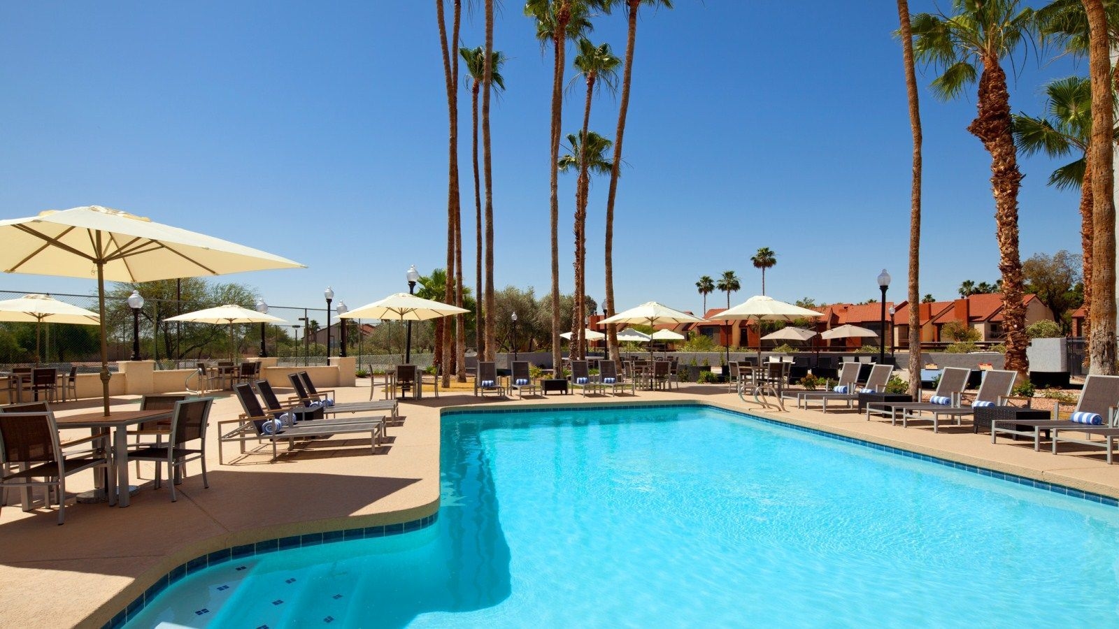 Four Points by Sheraton Phoenix South Mountain4