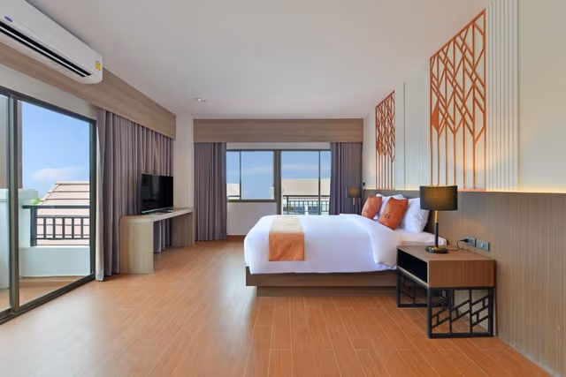 Family 2-Bedroom with Large Balcony