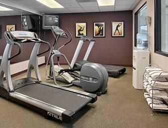 Ramada Fairview Heights0