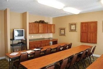 GrandStay Hotel and Conference2