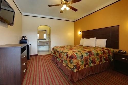 Americas Best Value Inn & Suites3