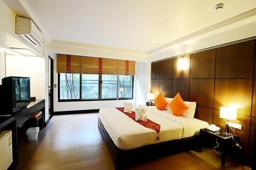 Deluxe Double or Twin Room