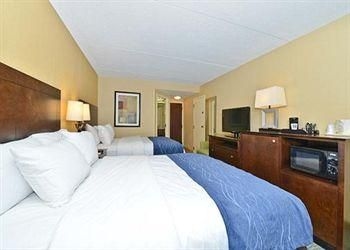Comfort Inn - Suites1