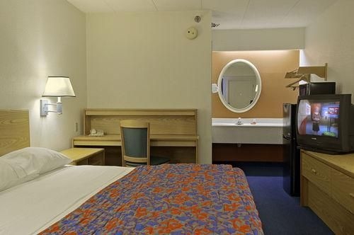 Red Roof Inn Chicago - South Barrington0