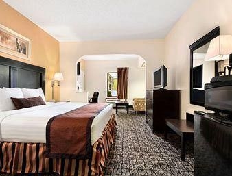 DAYS INN MONTICELLO3