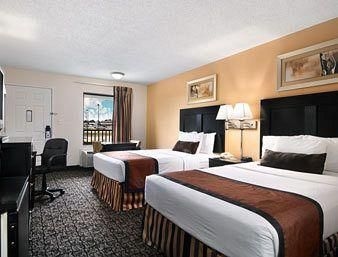 DAYS INN MONTICELLO0