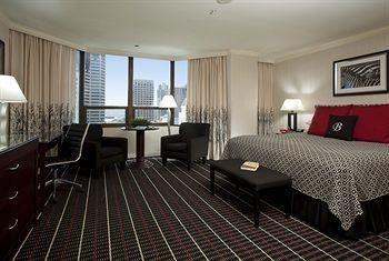Bristol Hotel3