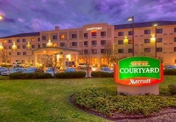 Courtyard Mt. Holly Westampton3
