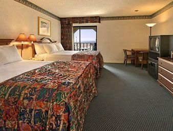 Travelodge Ocean Front1