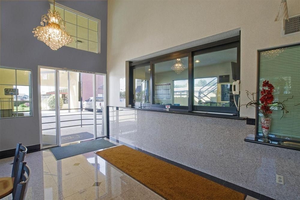 AMERICAS BEST VALUE INN4