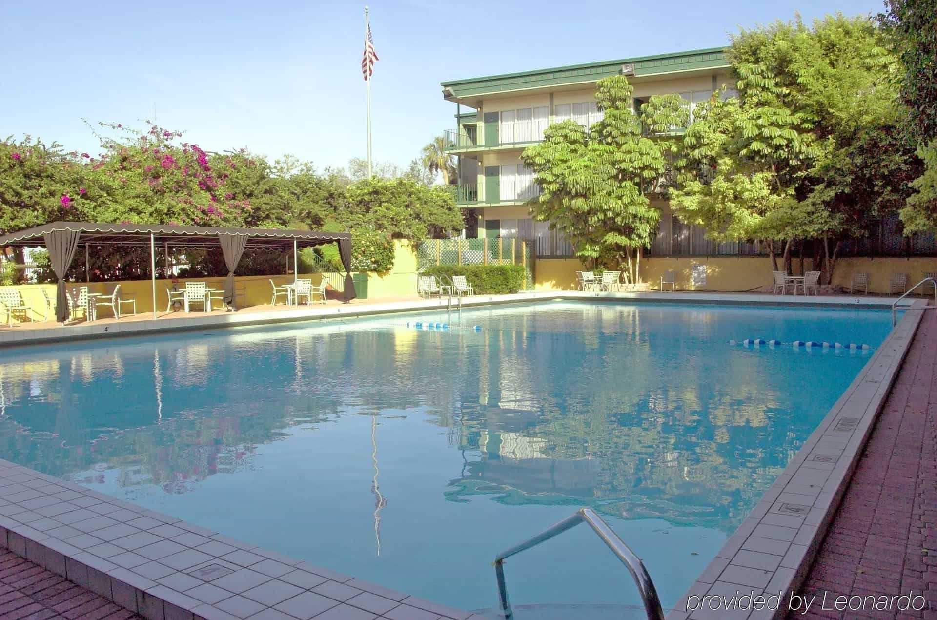 Magnuson Grand Conference Hotel