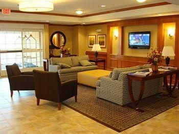 Candlewood Suites Youngstown W I-80 Niles Area1