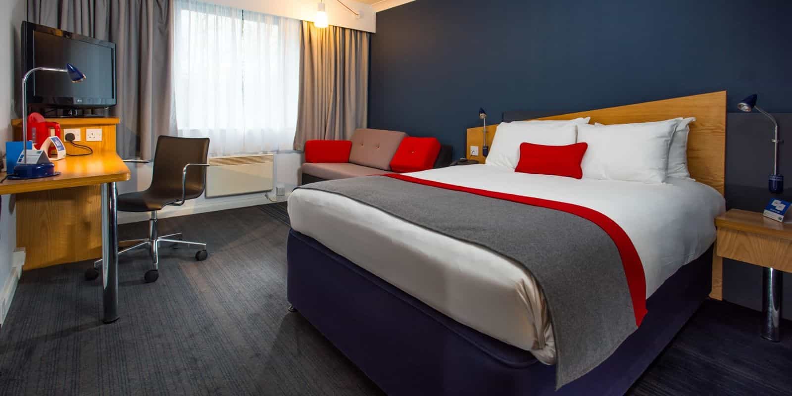 Holiday Inn Express Swansea West M4 Jct43
