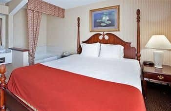 Holiday Inn Express Hutchinson Holiday Inn Express Hutchinson