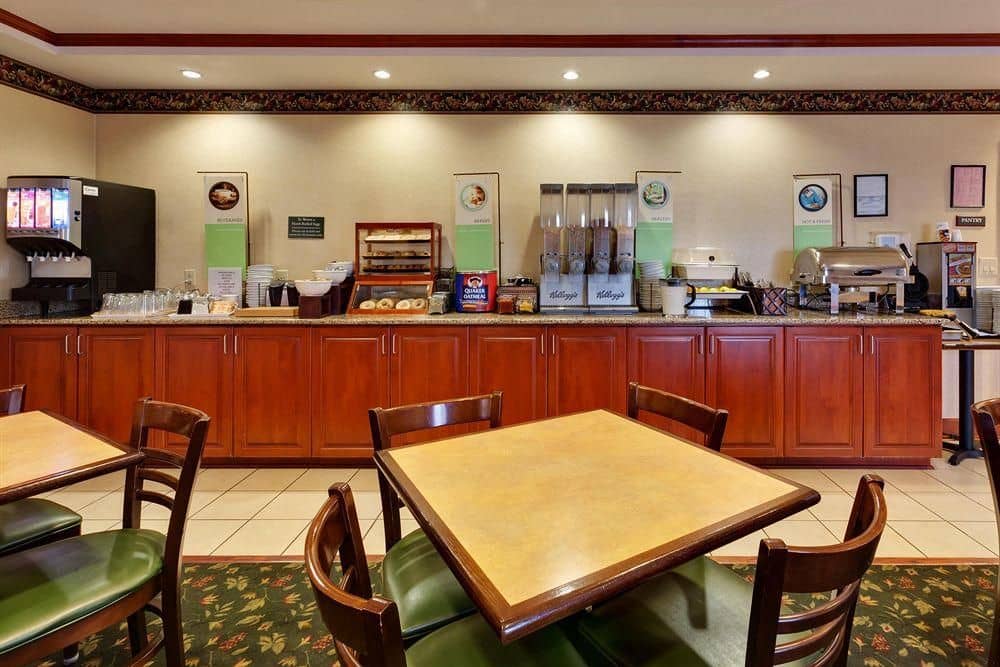 Country Inn & Suites By Carlson, Clinton, TN Country Inn & Suites By Carlson, Clinton, TN