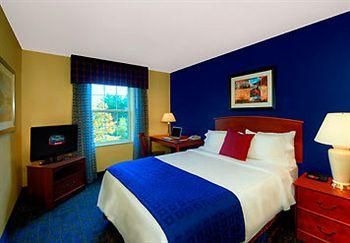 TownePlace Suites Manchester-Boston Regional Airpt3