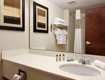 แฟร์ฟิลด์ อินน์แอนด์สวีทส์ บายแมริออท ชาร์ลสตัน (Wingate by Wyndham Charleston)4