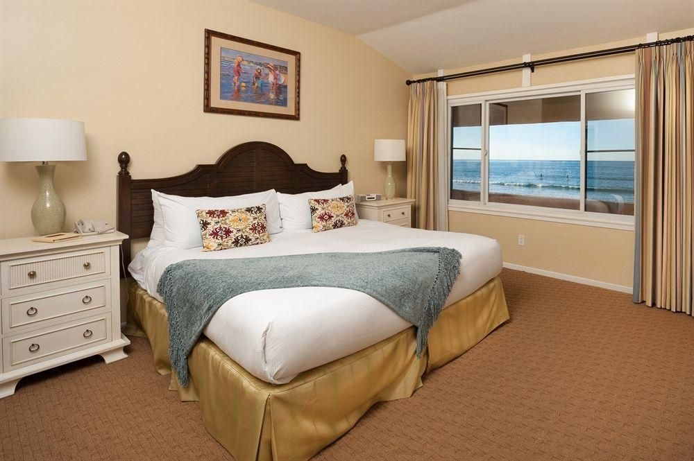 LA JOLLA BEACH AND TENNIS CLUB1