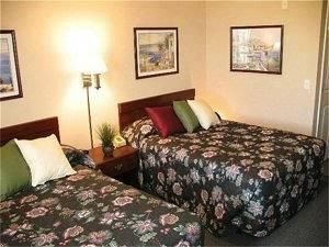 Savannah Suites - Westminster3