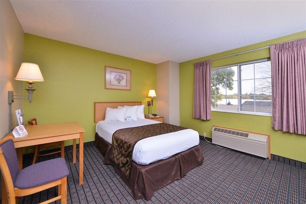 Americas Best Value Inn Geneseo4