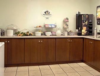SUPER 8 NYACK NY2