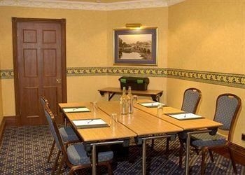 Garner Hotel Reading City Centre By IHG4