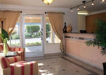 Quality Inn Kingsburg1