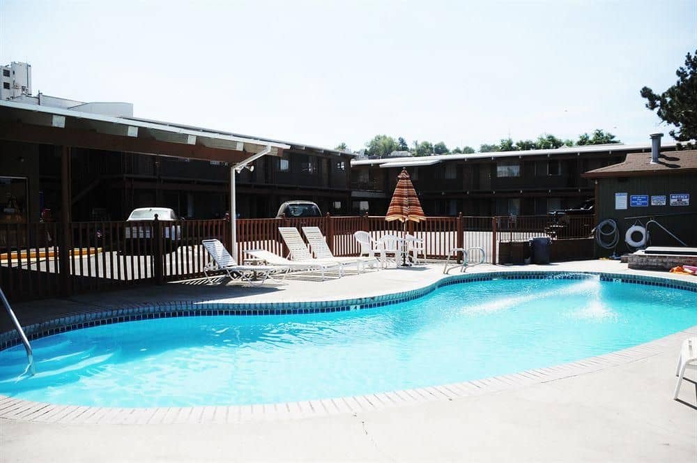 Travelers Inn Travelers Inn