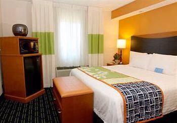 Fairfield Inn and Suites by Marriott St. Paul/Roseville2