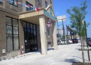 Quality Inn Woodside1