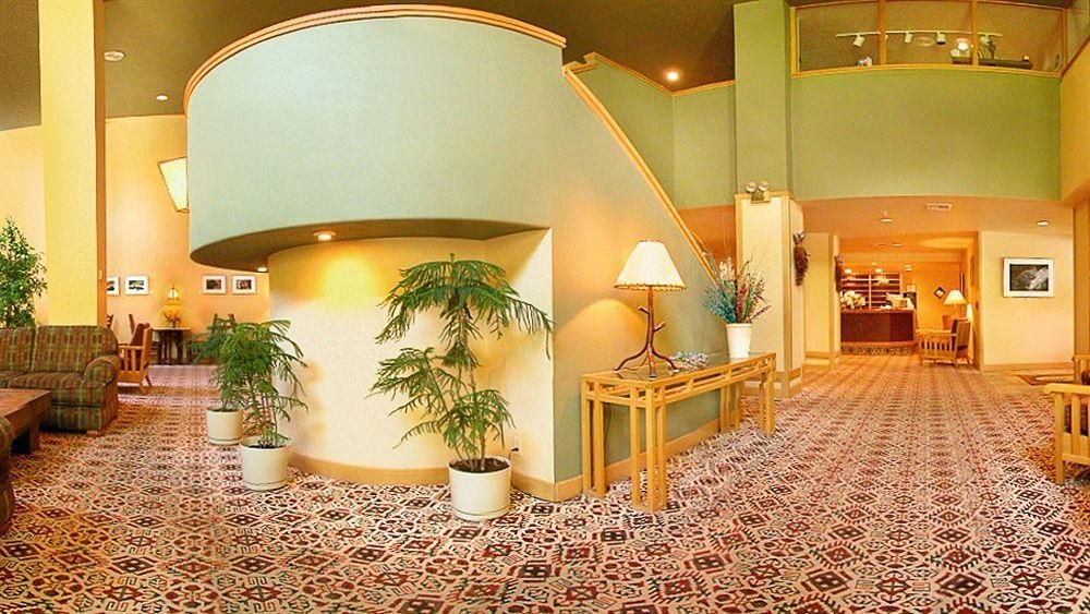 Squaw Valley Lodge4