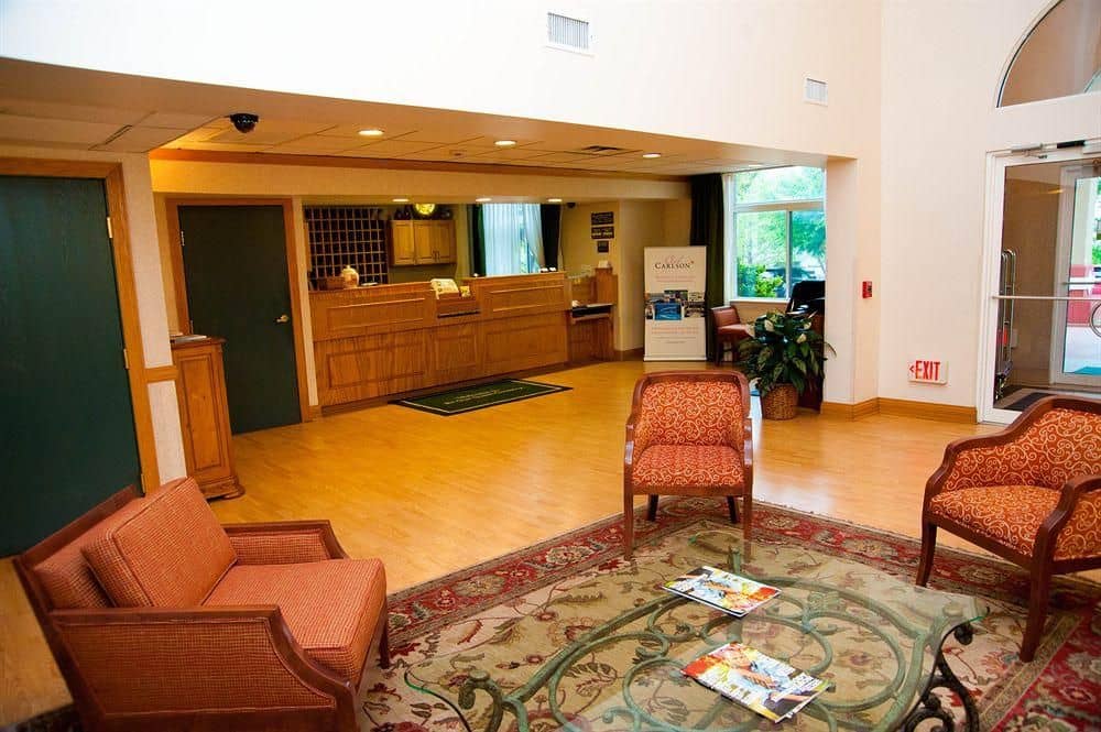 Country Inns & Suites Country Inns & Suites