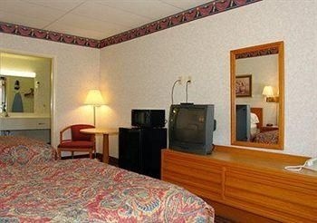 อีโคโน ลอดจ์ ไวท์วิลล์ ไอ-77 แอนด์ ไอ-81 (Econo Lodge Wytheville I-77 & I-81)2