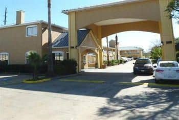 Super 8 Houston I-10Wand Hwy 6 Super 8 Houston I-10Wand Hwy 6