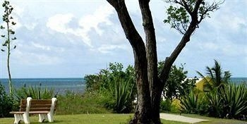 Hotel on the Cay0