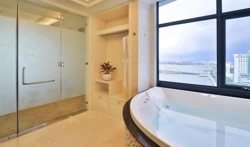 Deluxe Two-Bedroom Apartment