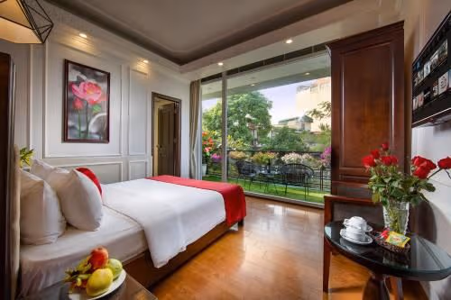 Premium Suite Large Balcony City View