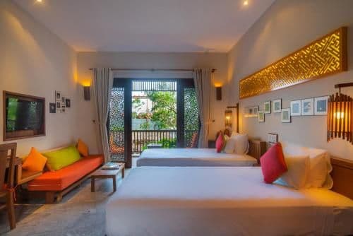 Double Suite or Twin Suite
