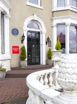 Mercure Wolverhampton Goldthorn Hotel Mercure Wolverhampton Goldthorn Hotel