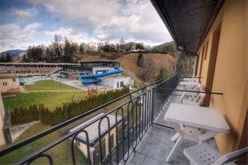 Euro Youth Hotel & Krone3