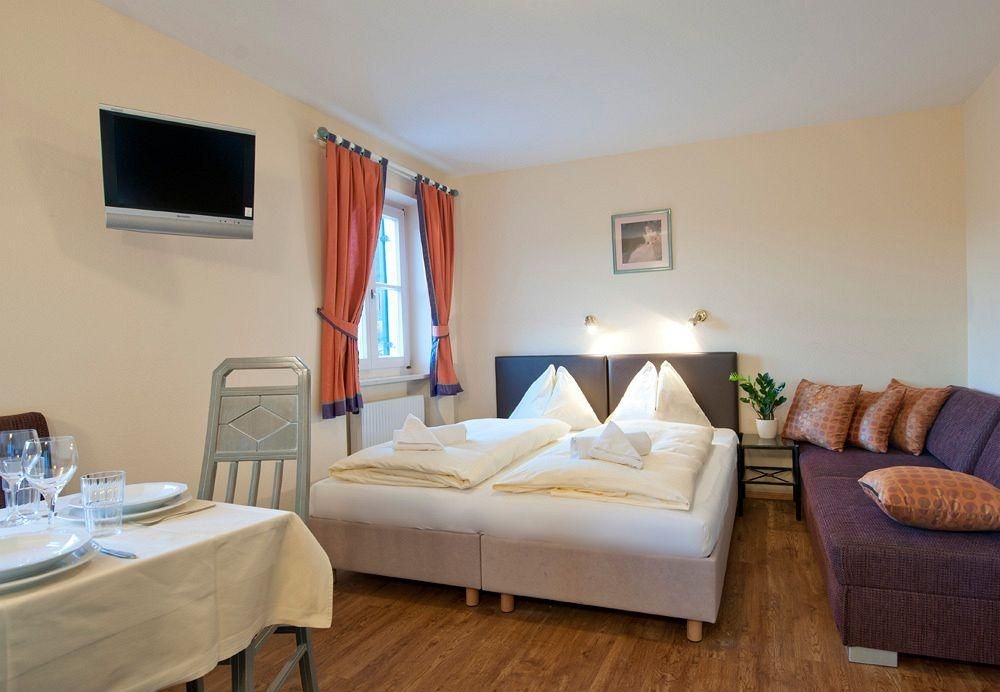 Crystls Aparthotel2