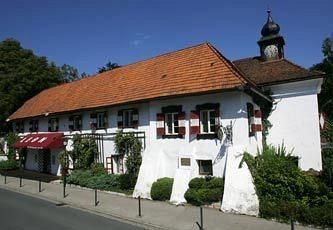 Hotel Schloss Leonstain3