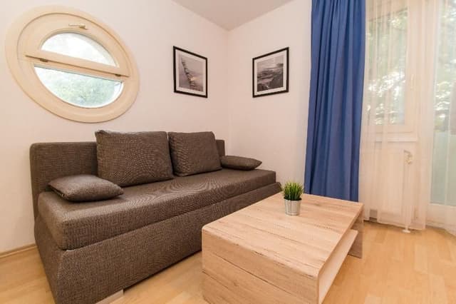 APARTMENT STANDARD