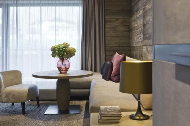 SUITE PREMIUM