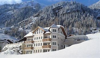 Hotel Garni Alpenstern0