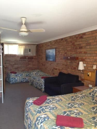 Deluxe Family Room