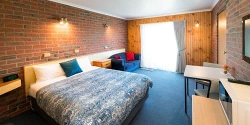 Double Room with Mountain View